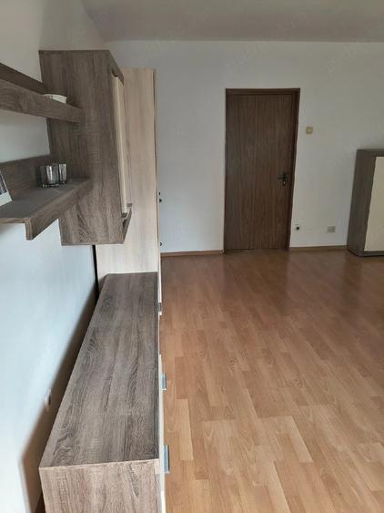 Garsonieră decomandată în Alba Iulia