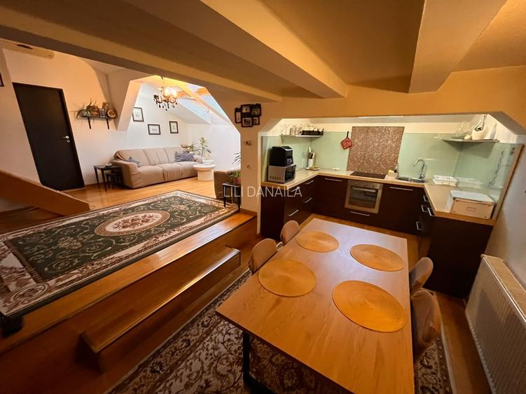 Vand apartament 3 camere ultracentral
