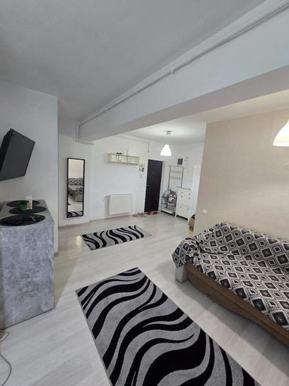 Apartament cu 2 camere semidecomandat în Exterior Vest