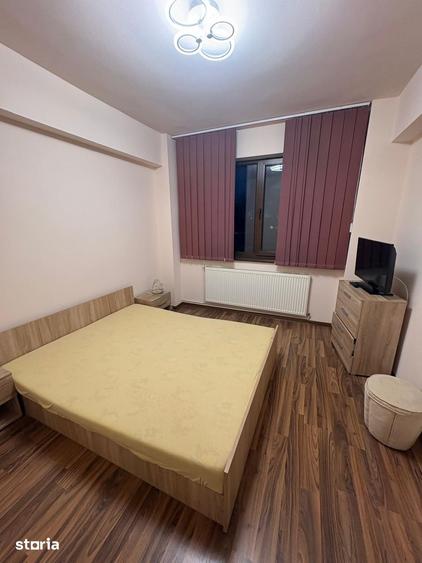 Apartament cu 3 camere decomandat în Hala Centrală