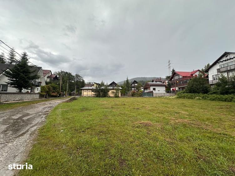 Teren de 1500 mp, în Nord