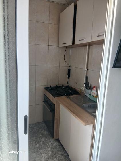 Apartament garsoniera de vanzare - 2