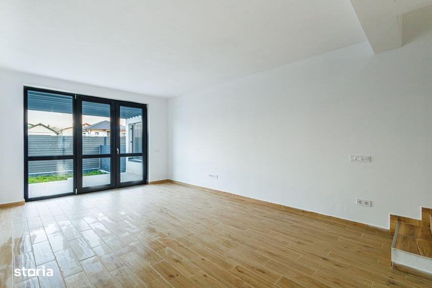 Casă cu 2 camere cu Teren 207 Mp în Sânpetru