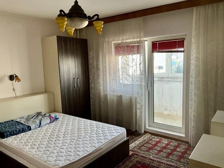 Apartament cu 4 camere decomandat în 13 Septembrie