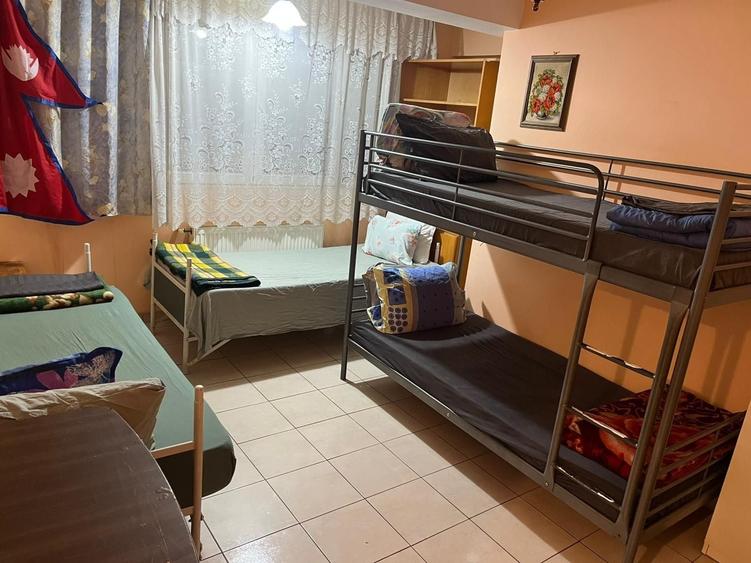 Apartament 3 camere | Giulești | Centrală proprie | Ideal pentru muncitori - 2