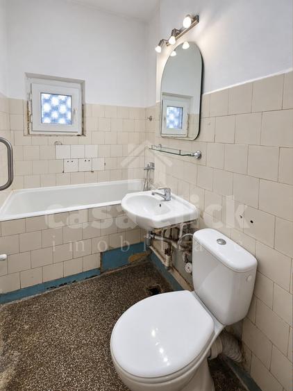 Apartament cu 3 camere decomandat în Mazepa 1