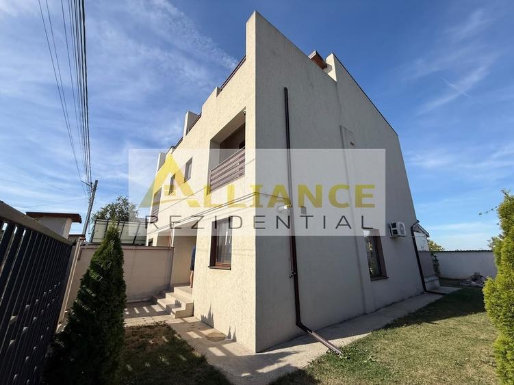 Duplex cu 4 camere cu Canalizare în Berceni