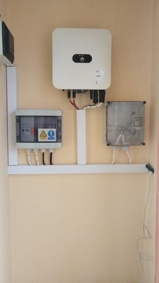 Casă cu 4 camere cu Teren 2972 Mp în Central