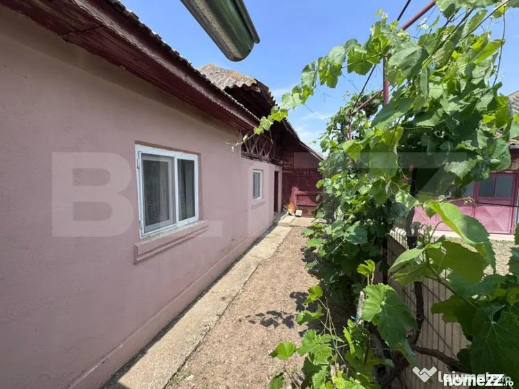 Casă cu 5 camere cu Teren 1400 Mp în Central
