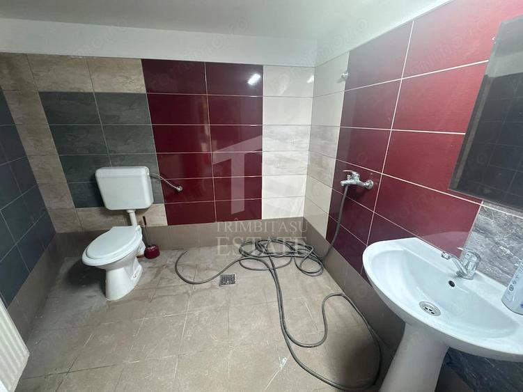Spațiu comercial, de 200 mp, în Văcăresti