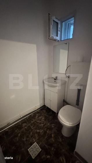 Casă cu 3 camere în Cârăști