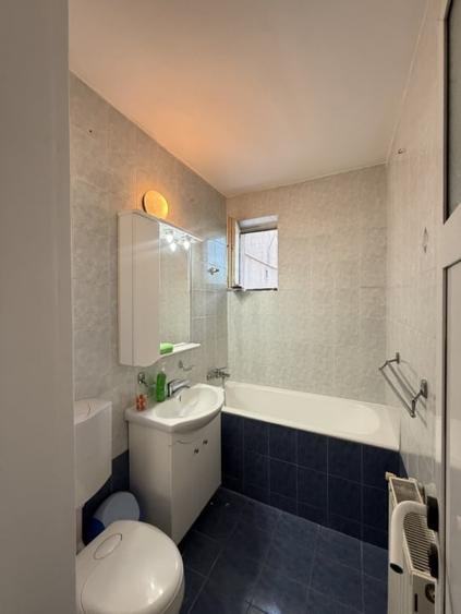 Apartament cu 3 camere decomandat, mobilat în City Park Mall