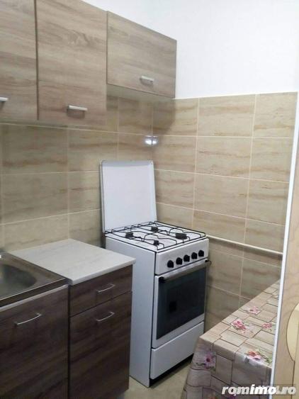 Garsonieră decomandată în Badea Cârțan