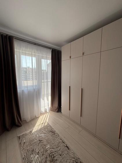 Apartament cu 2 camere semidecomandat în Berceni