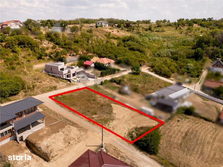 Teren de 951 mp, în Paleu