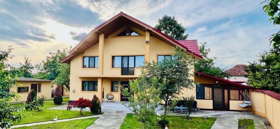 Casă cu 4 camere în Central
