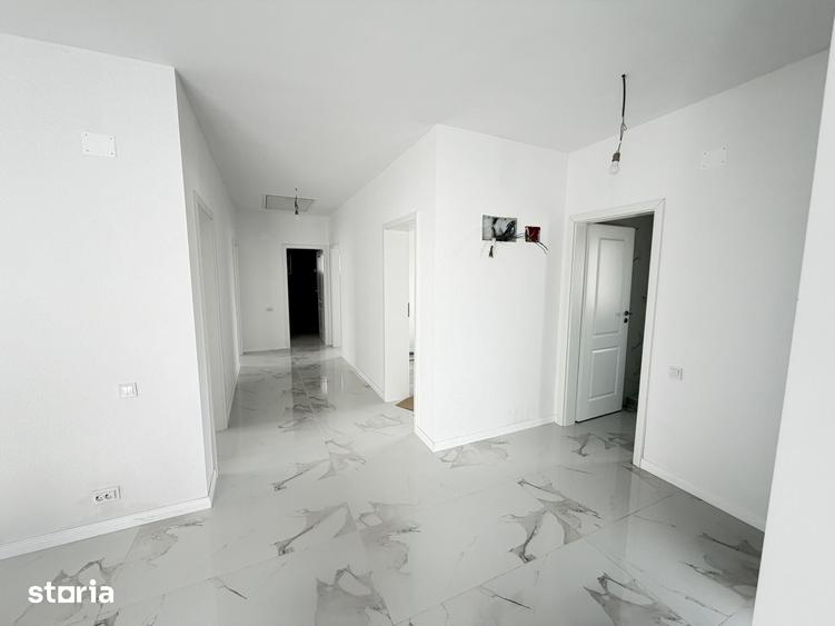 Casă cu 4 camere cu Teren 340 Mp în Clinceni