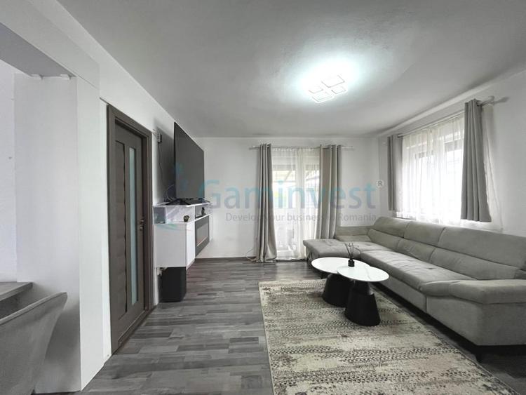 Casă individuală cu 4 camere cu Canalizare în Sud-Vest
