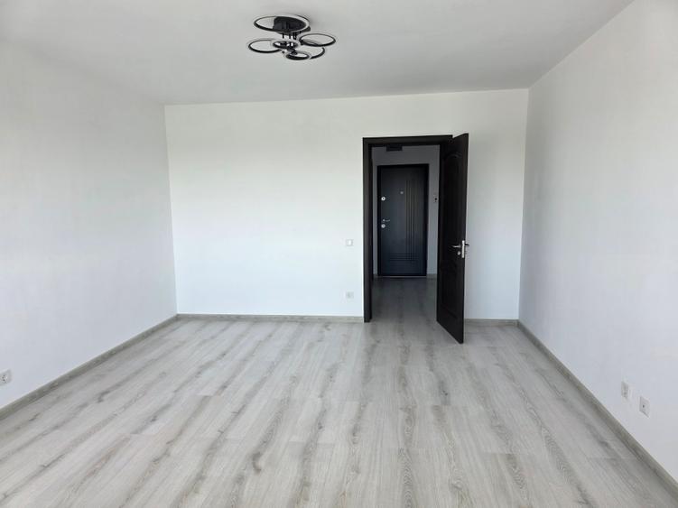 Garsonieră decomandată în Pajura