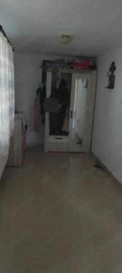Casă cu 2 camere cu Teren 535 Mp în Poienarii Burchii