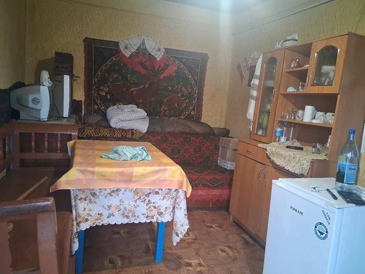 Casă cu 3 camere cu Teren 33 Mp în Crăiești