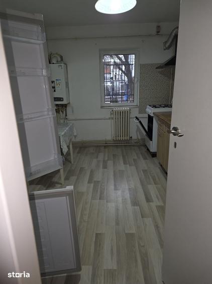 Apartament cu 3 camere decomandat în Piața Unirii