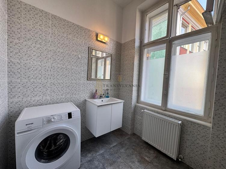 Apartament cu 2 camere semidecomandat în Ultracentral