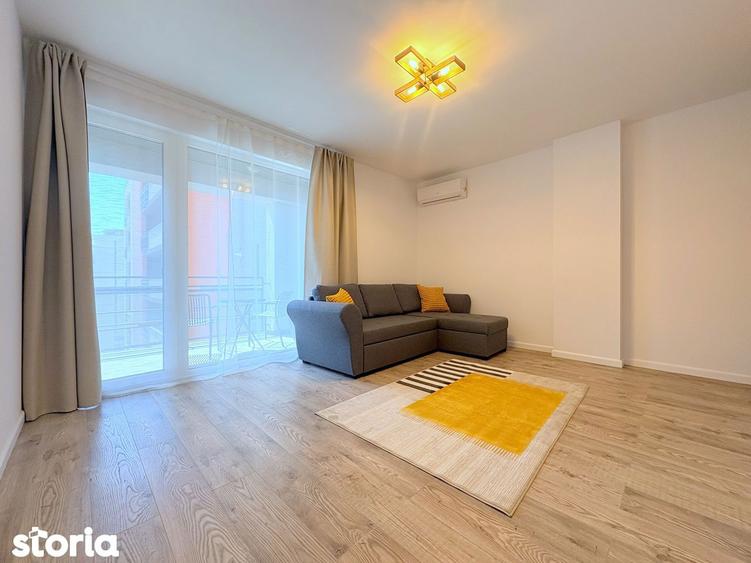 Apartament cu 2 camere, mobilat în Est