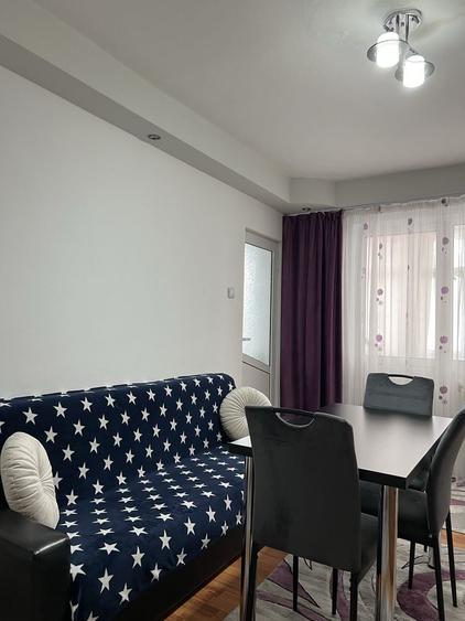Apartament cu 2 camere nedecomandat în Central