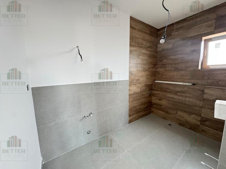 Casă individuală cu 5 camere cu Teren 275 Mp în Berceni