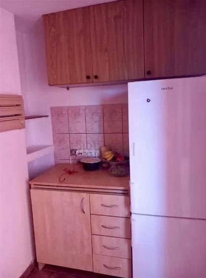 Apartament cu 2 camere decomandat, mobilat în Lipovei
