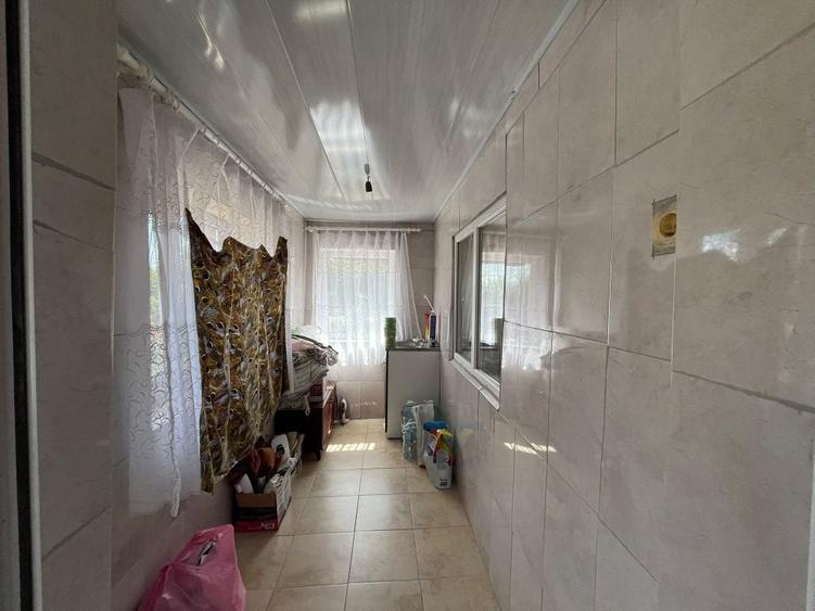 Casă cu 4 camere în Ghergheasa