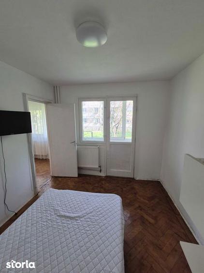 Proprietar ,vand apartament doua camere,zona Cetatii ,Gh. Lazar,Dacia - 5