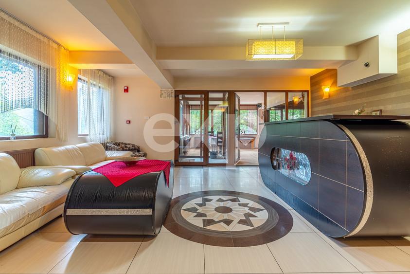 Hotel/Pensiune, de 870 mp, în Sinaia