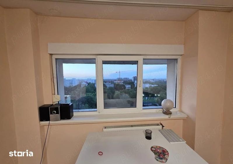 Apartament cu 3 camere decomandat, mobilat în Pantelimon