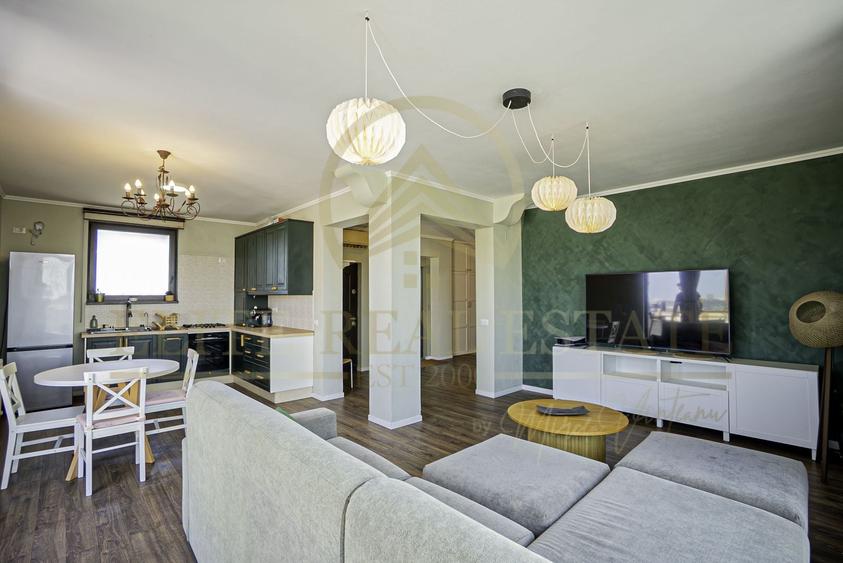 Apartament cu 3 camere decomandat, mobilat în Poarta 6