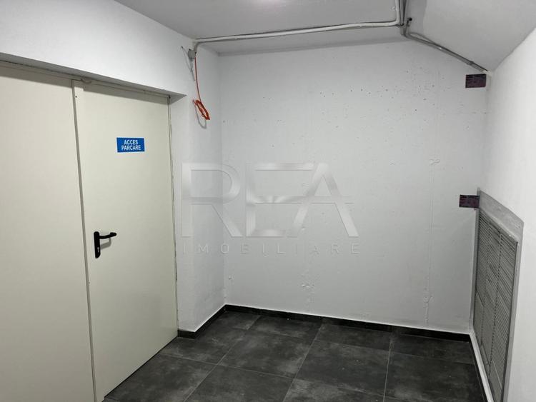 Spațiu comercial, de 1,750 mp, în Otopeni