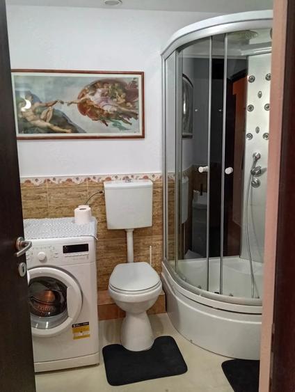 Apartament cu 3 camere decomandat în Ferentari