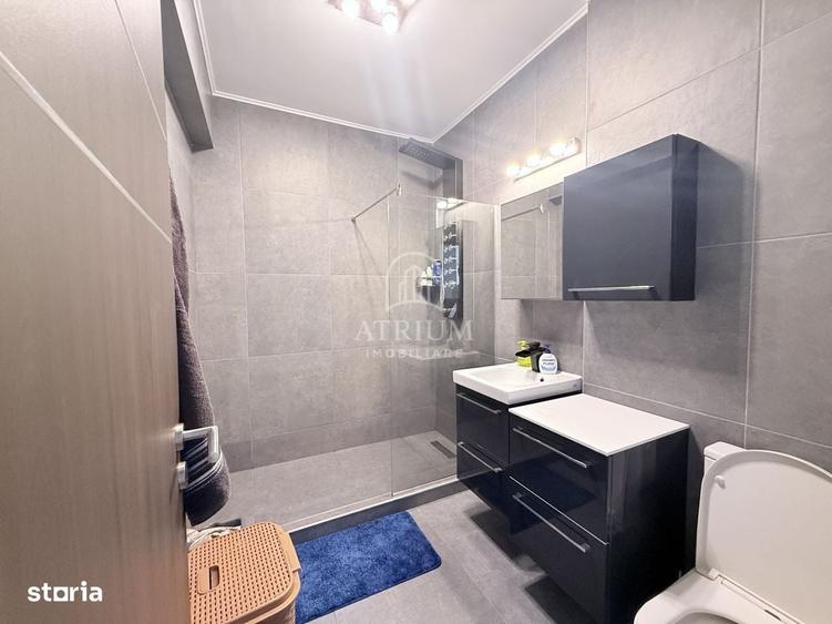 Apartament cu 3 camere semidecomandat în Ultracentral