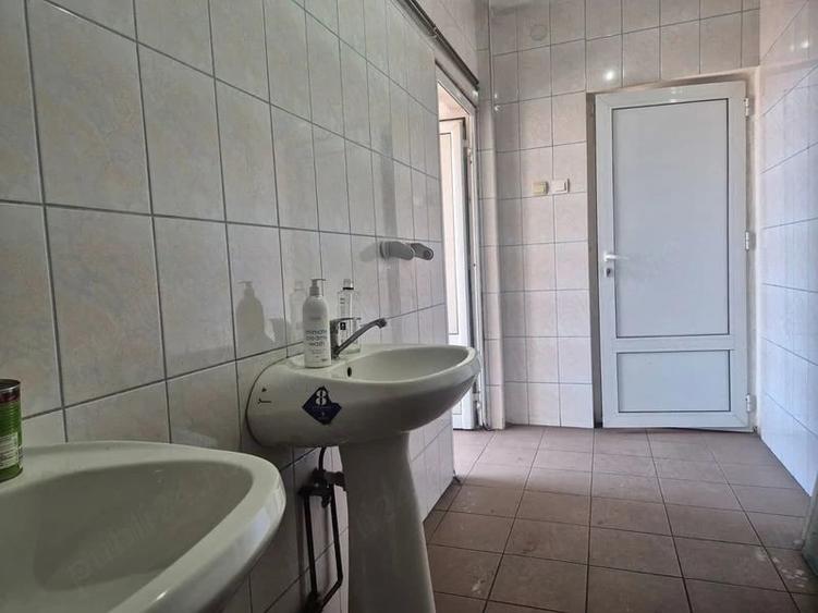 Casă cu 3 camere cu Teren 40 Mp în Central