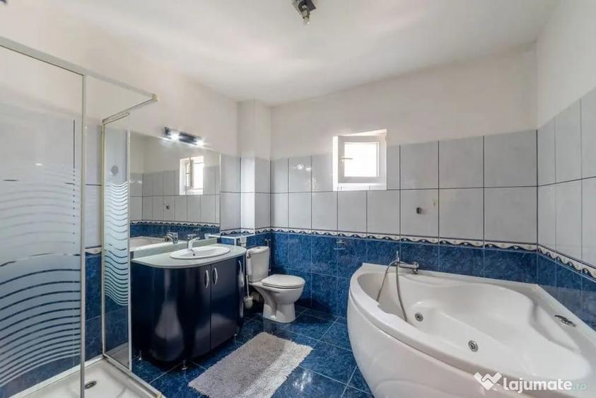 Casă cu 6 camere cu Teren 475 Mp în Găvana