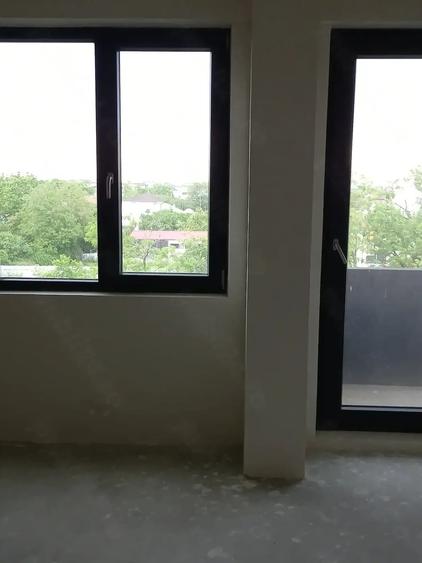 Apartament cu 2 camere semidecomandat în Lazu