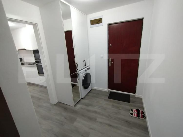 Apartament cu 3 camere decomandat, mobilat în Năsăud