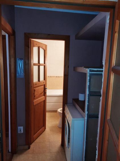 Apartament cu 2 camere semidecomandat în Olteniței