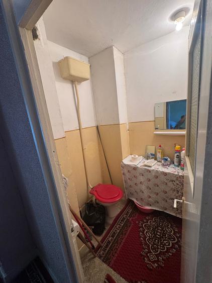 Apartament cu 3 camere decomandat în Exterior Vest