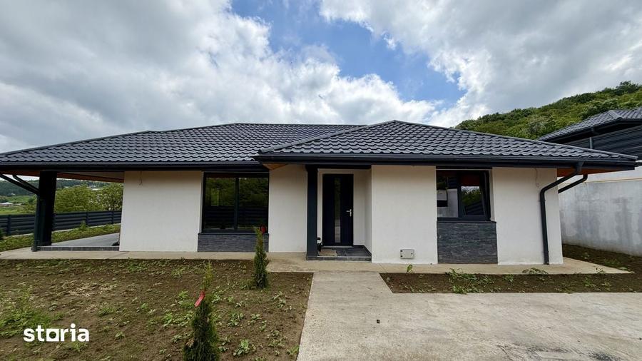 Casă cu 4 camere cu Teren 540 Mp în Ciurea