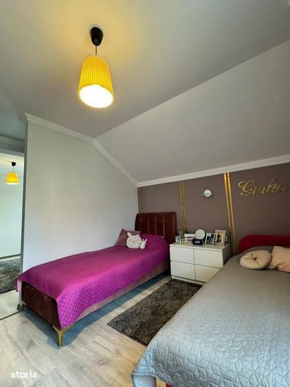 Casă cu 4 camere cu Teren 460 Mp în Hidiș