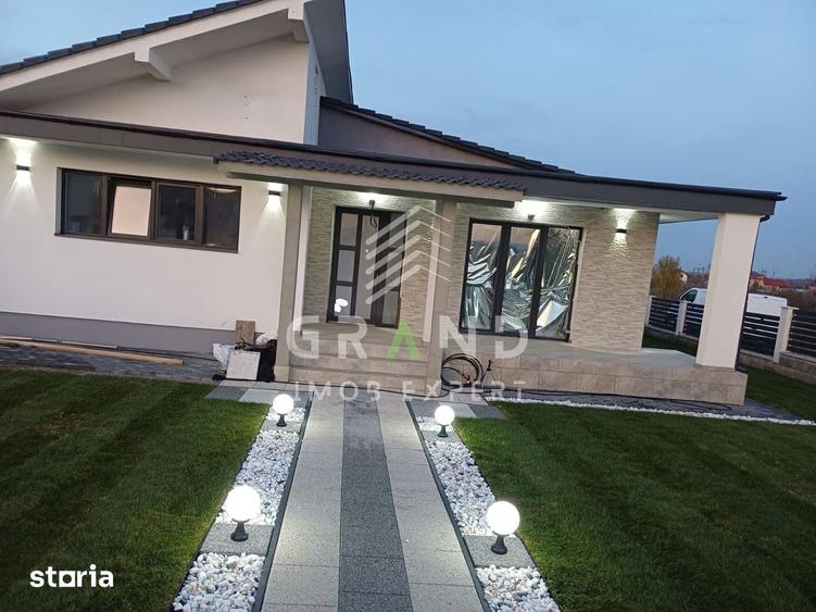Casă cu 3 camere cu Teren 600 Mp în Jucu