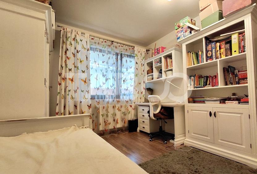 Apartament cu 3 camere decomandat, mobilat în Borhanci