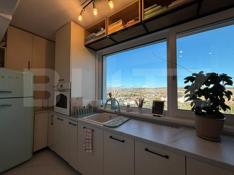 Apartament cu 3 camere decomandat, mobilat în Lăpuș Argeș